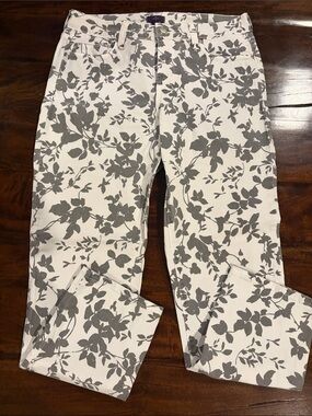 NYDJ White Floral Print Jeans - Gray Pattern